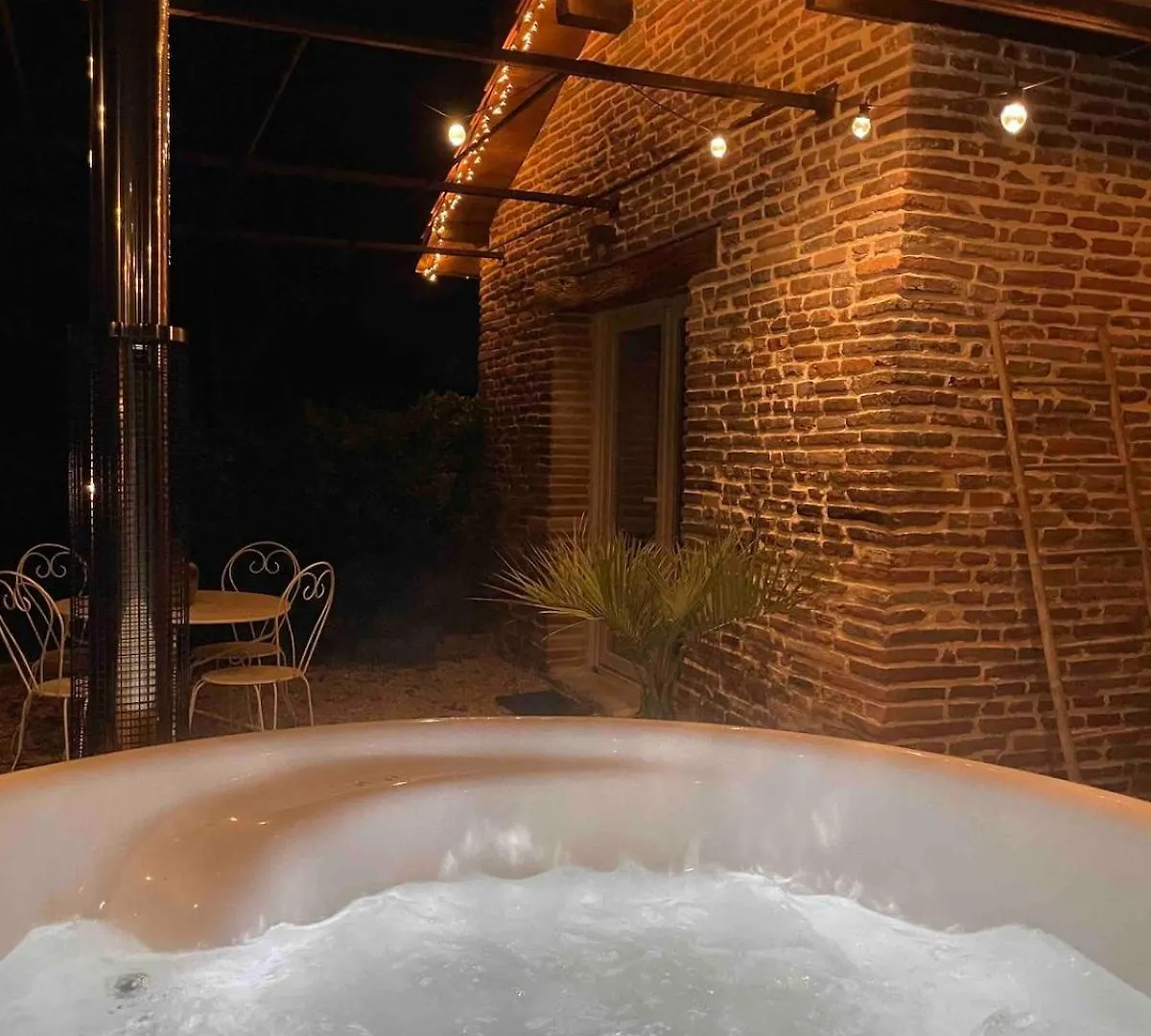 Le Clos Du Pigeonnier - Gite De Charme Montauban